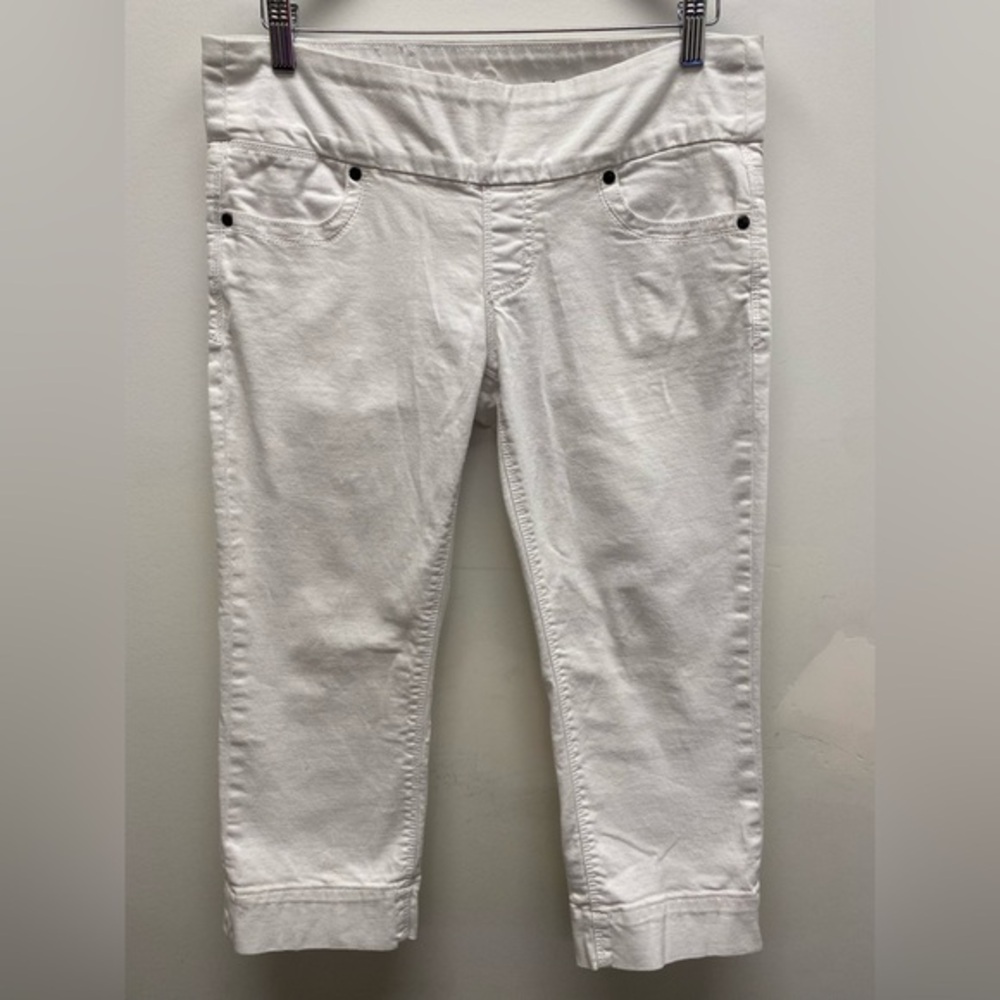 4 for $25 🤍 Lola Michelle 4 Way 360 Stretch White Capri Pants 🤍 Approx 12-14